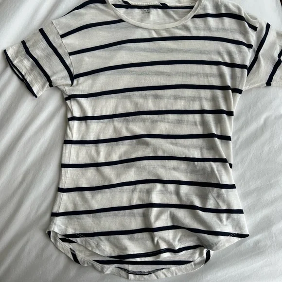 Madewell classic Tee - Picture 1 of 2